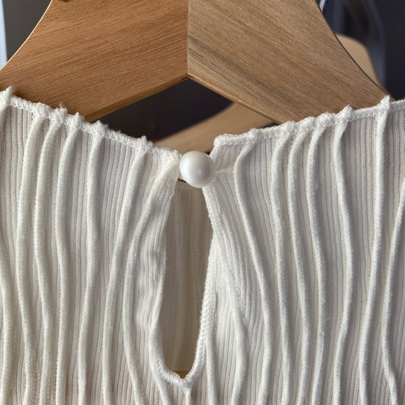 SHEIN DAZY BLOUSE - Picture 13 of 15